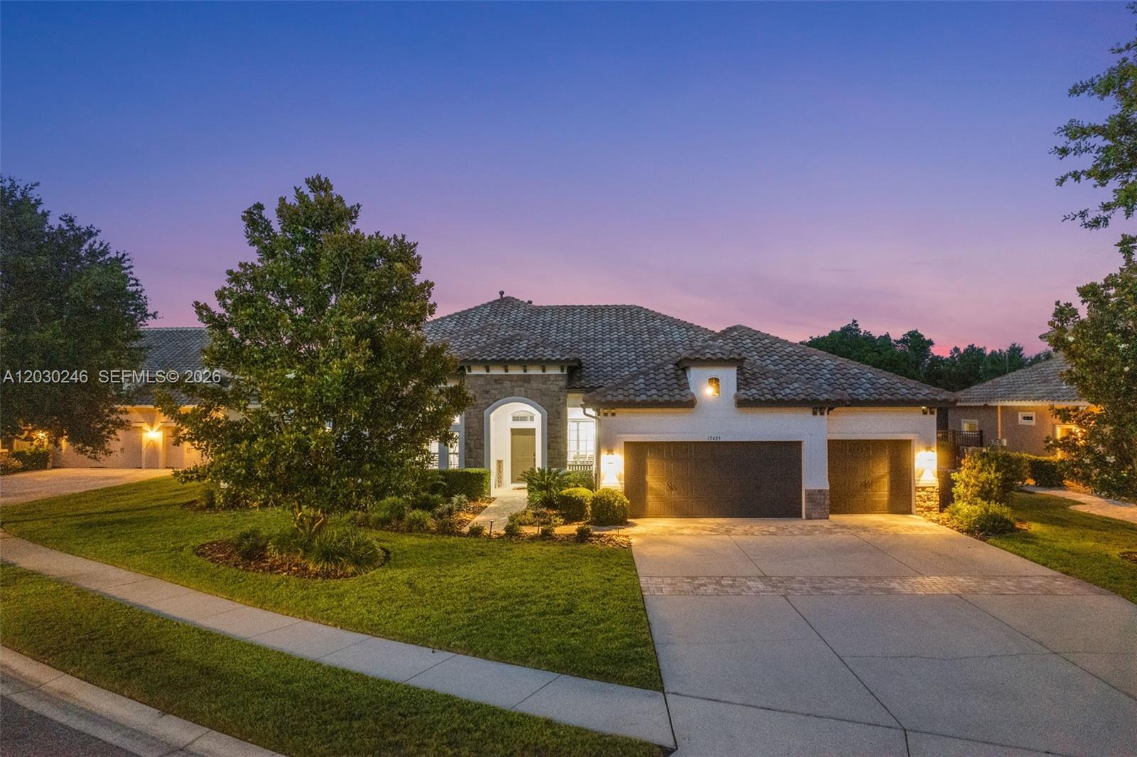 17425 Varona Pl, Lutz FL 33548
