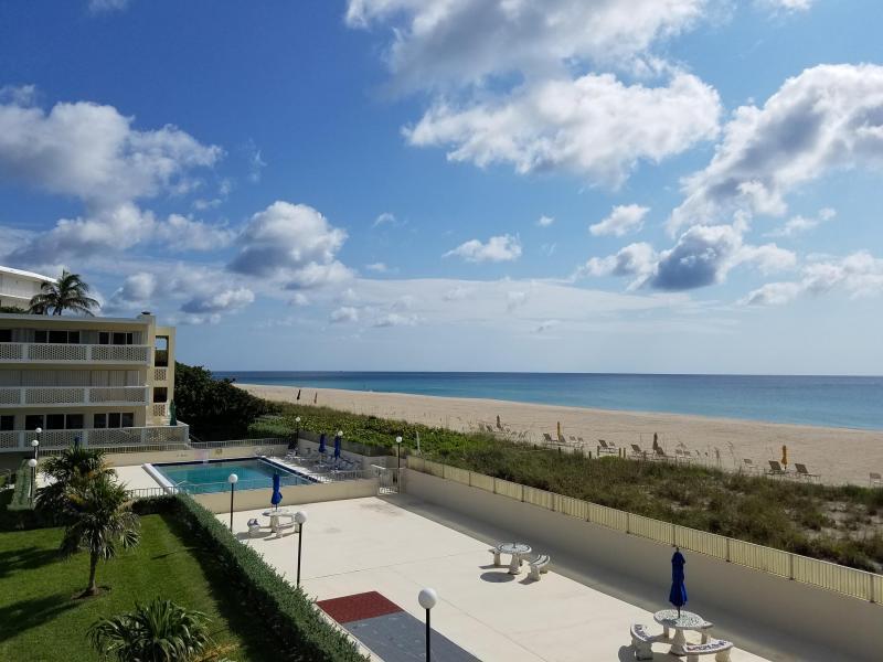2565 S Ocean Boulevard # 2230, Palm Beach FL 33480