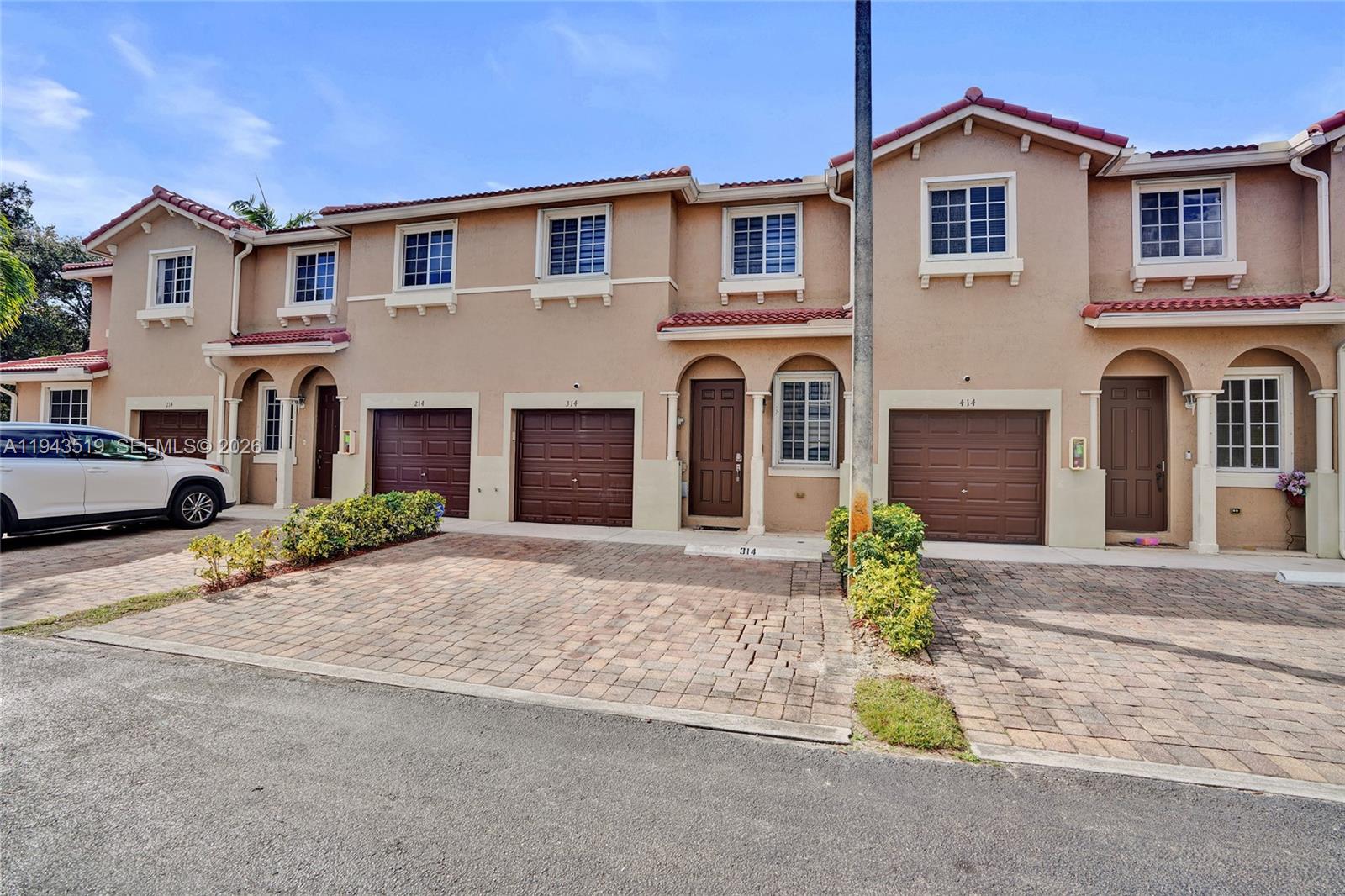 21427 NW 13th Ct # 314, Miami Gardens FL 33169