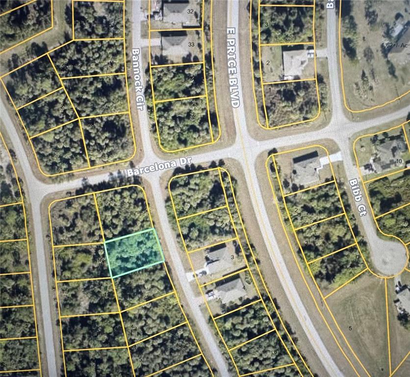 This is an aerial map showing residential lots and streets in a suburban neighborhood — BANNOCK CIRCLE, NORTH PORT, FL