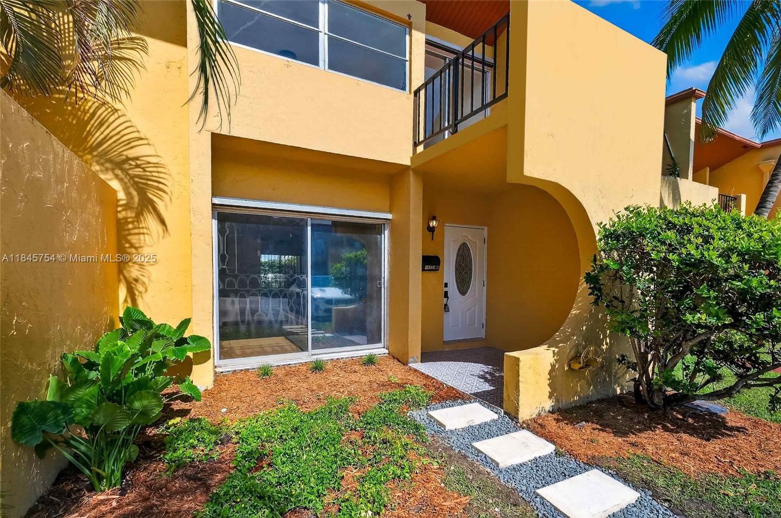 13771 SW 84th St # C, Miami FL 33183