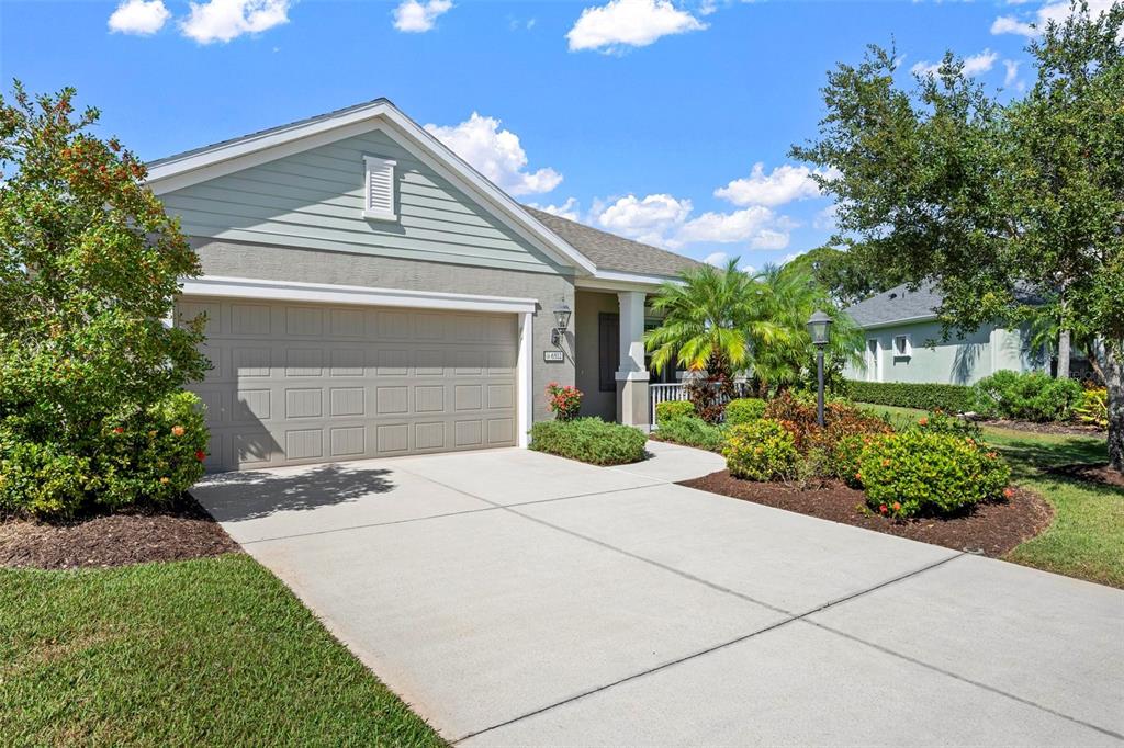 6512 PALM LEAF COURT