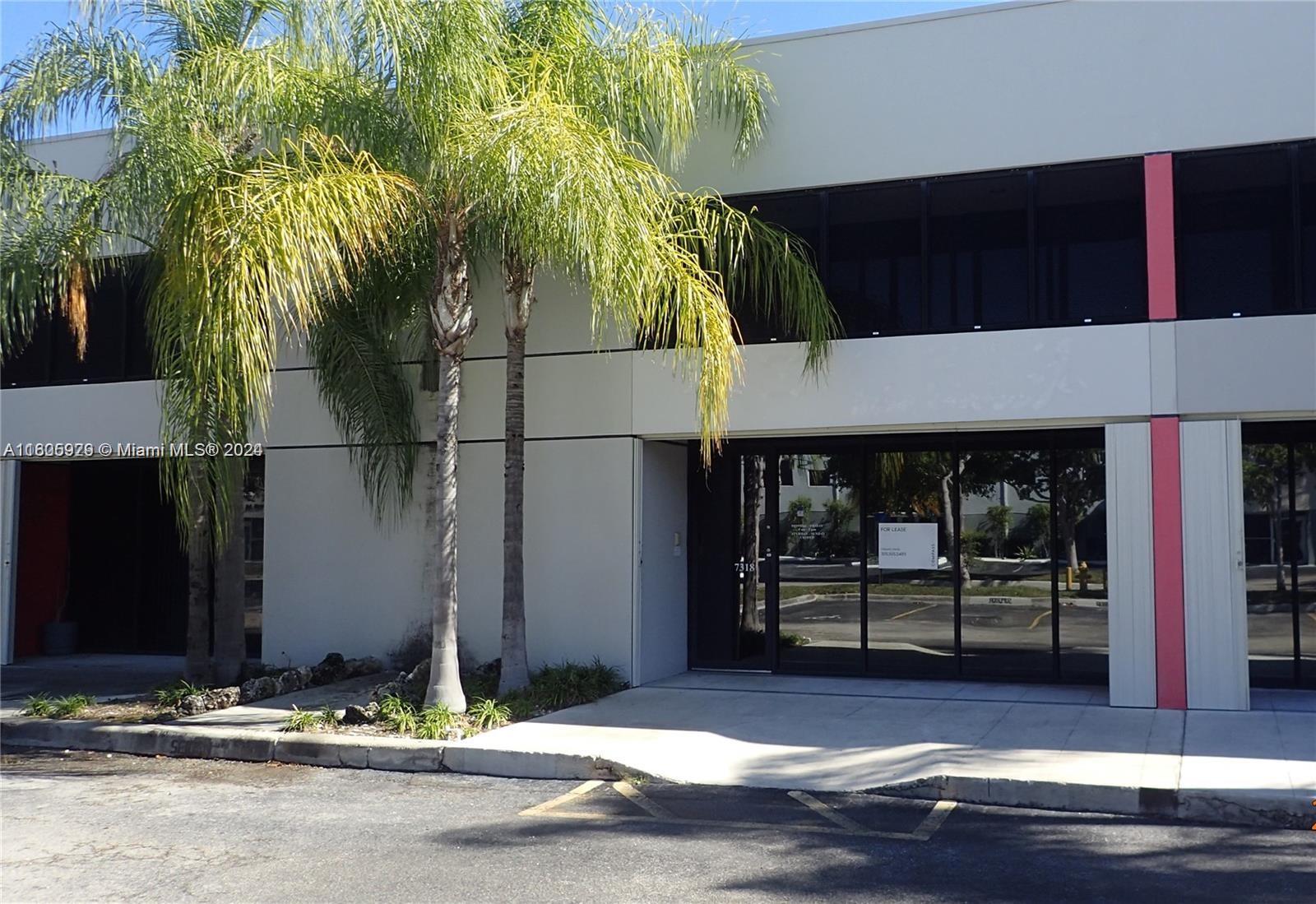 7318 SW 48th St, Miami FL 33155