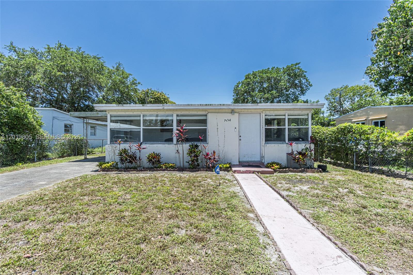 1554 NE 154th Ter, North Miami Beach FL 33162