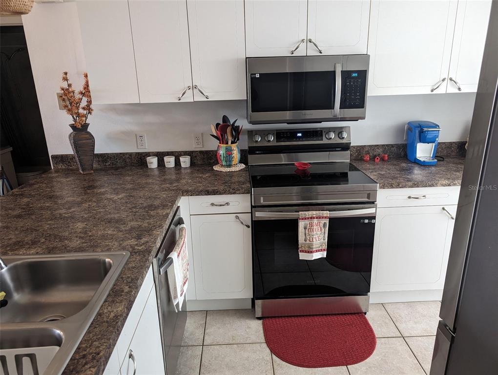 308 STEPHEN DRIVE UNIT 8, LAKE PLACID, FL — photo 5 of 15