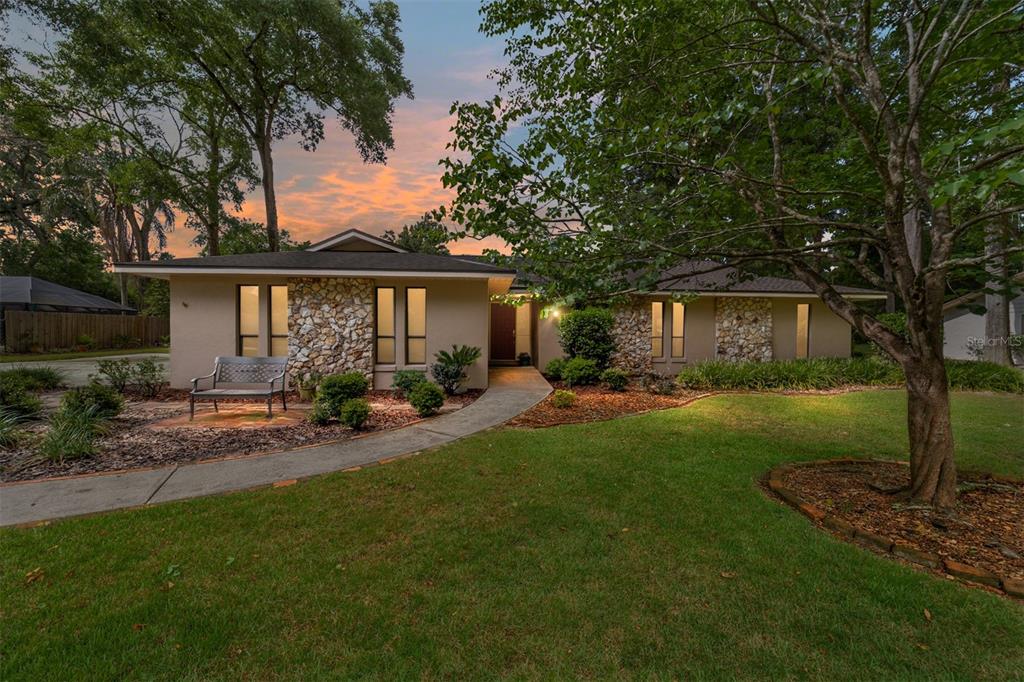 4528 SE 4TH PLACE