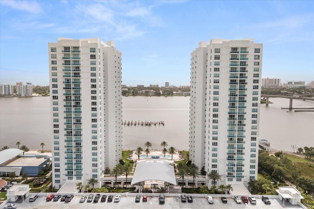 241 RIVERSIDE DRIVE UNIT 902