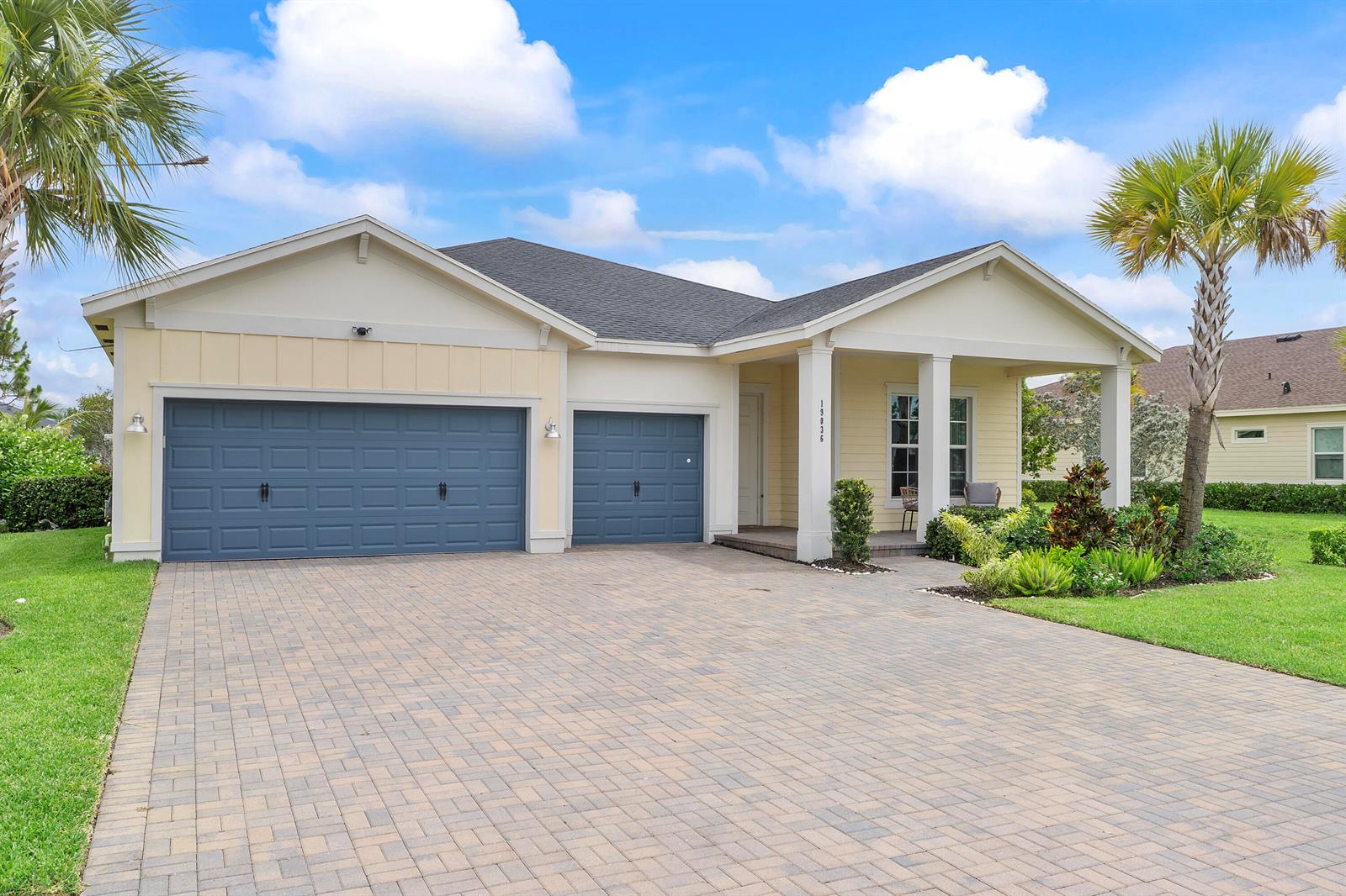 19036 Broad Shore Walk, FL 33470