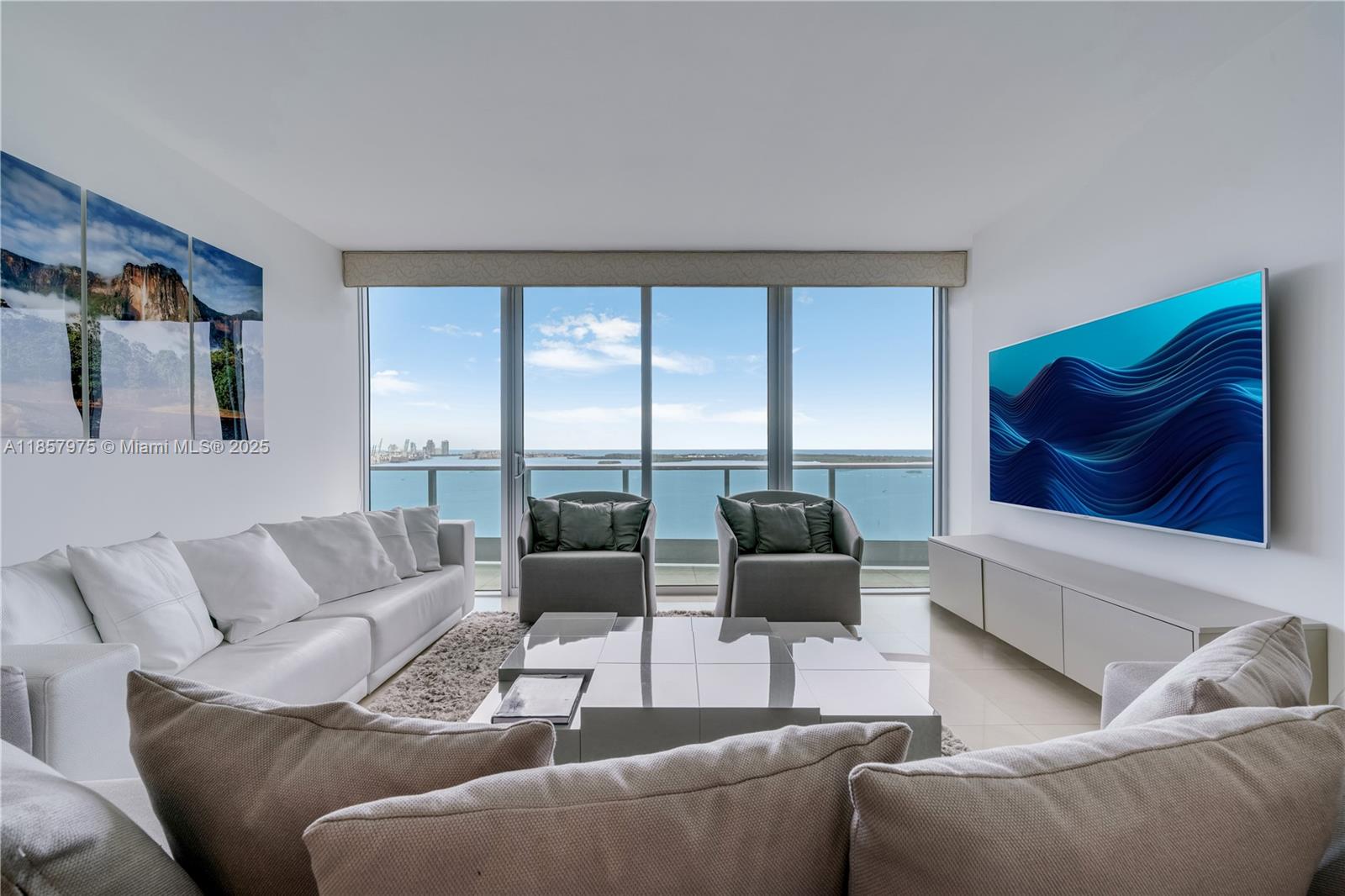 1331 Brickell Bay Dr # 2709, Miami FL 33131