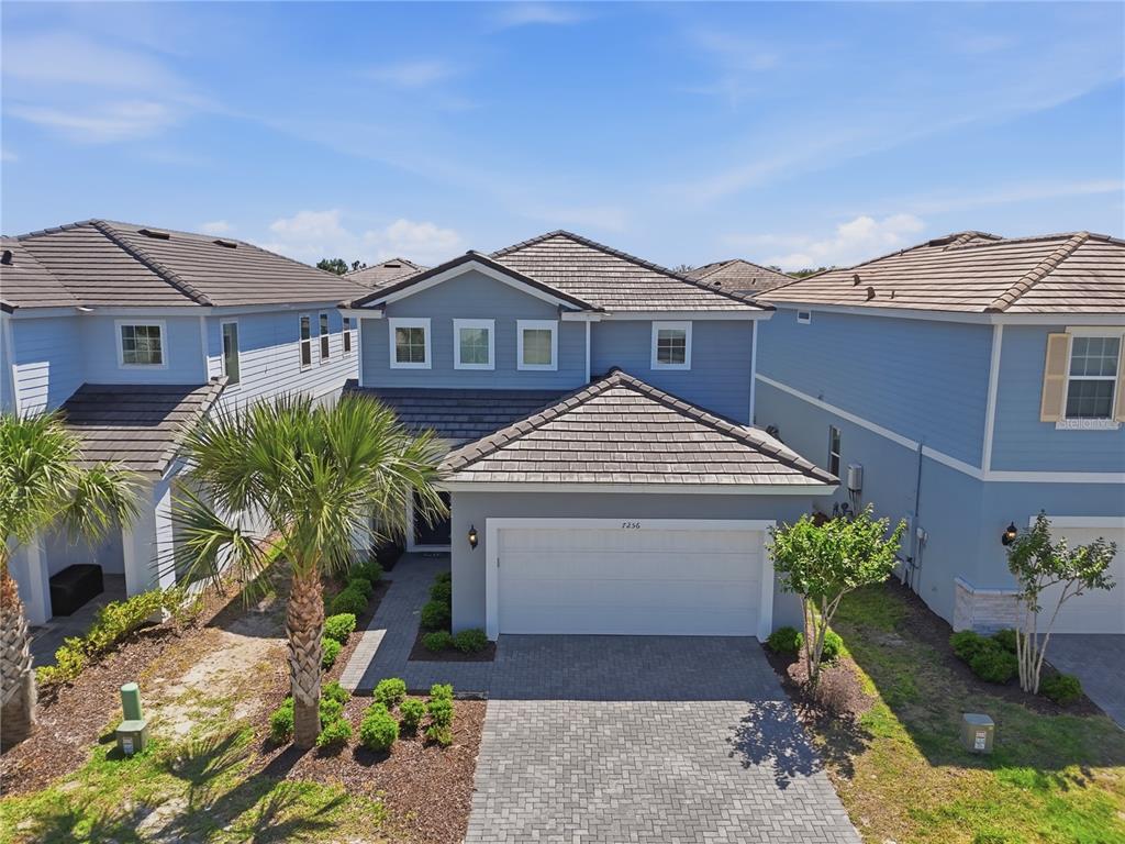 7256 OAKMOSS LOOP