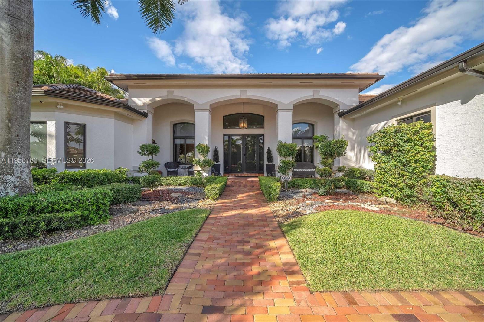 14931 SW 38th St, Davie FL 33331