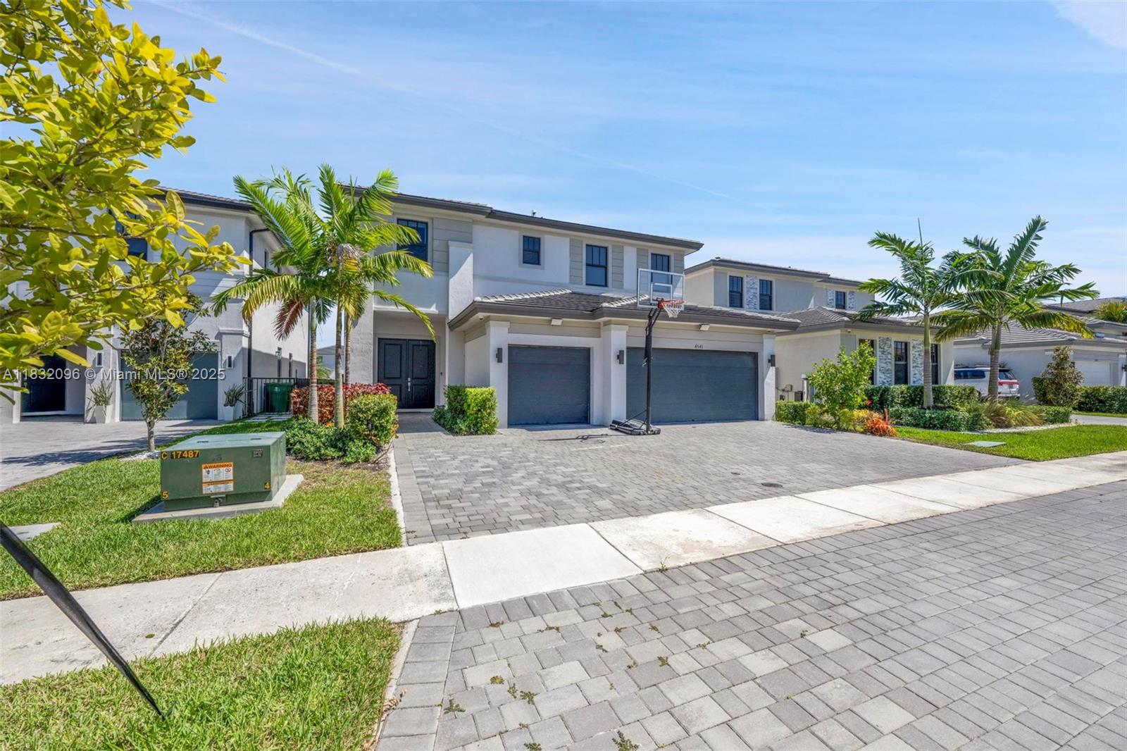 4541 SW 174th Ave, Miramar FL 33029
