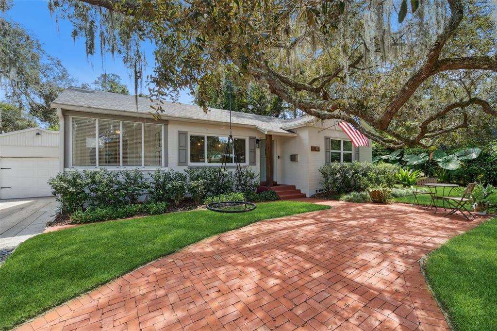 205 S LAWSONA BOULEVARD