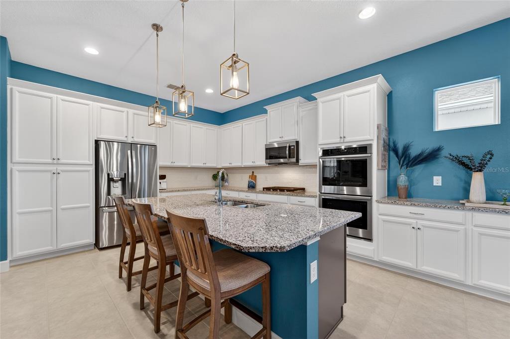 707 WINTERSIDE DRIVE, APOLLO BEACH, FL — photo 4 of 30