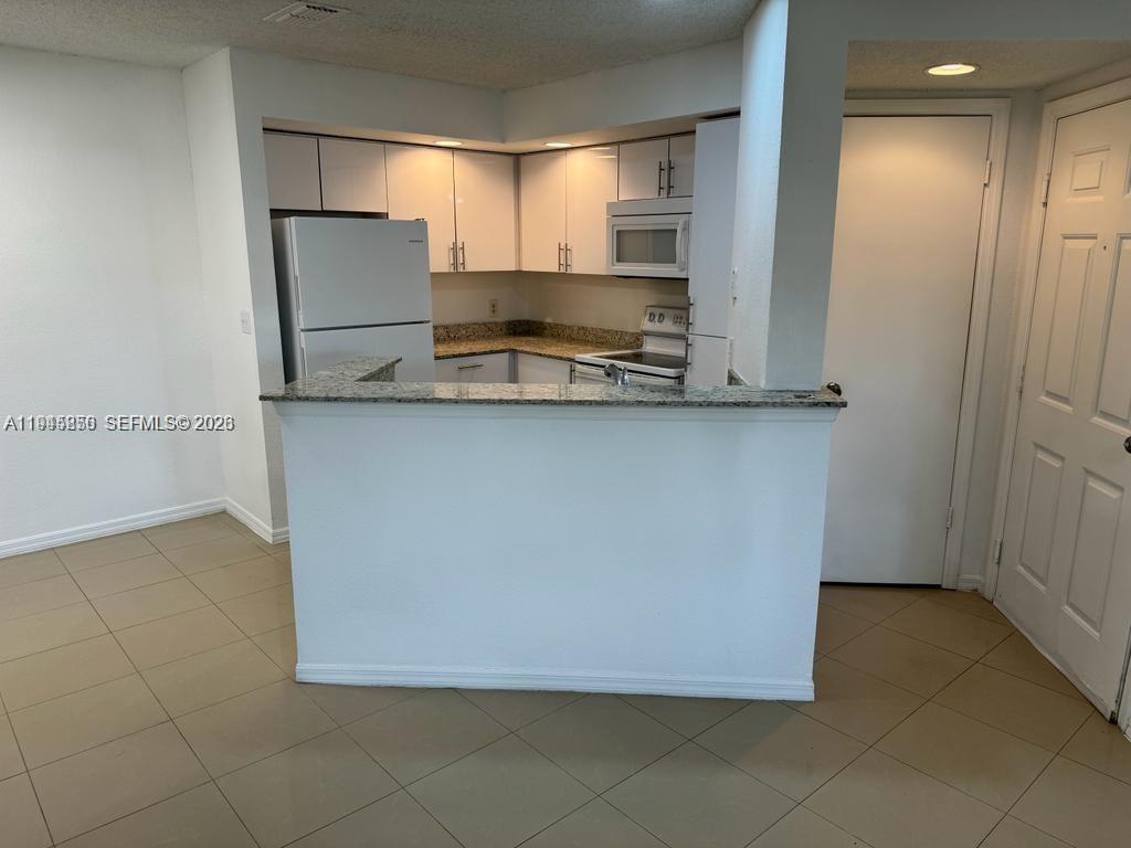 3430 N Pinewalk Dr N # 615, Margate FL 33063