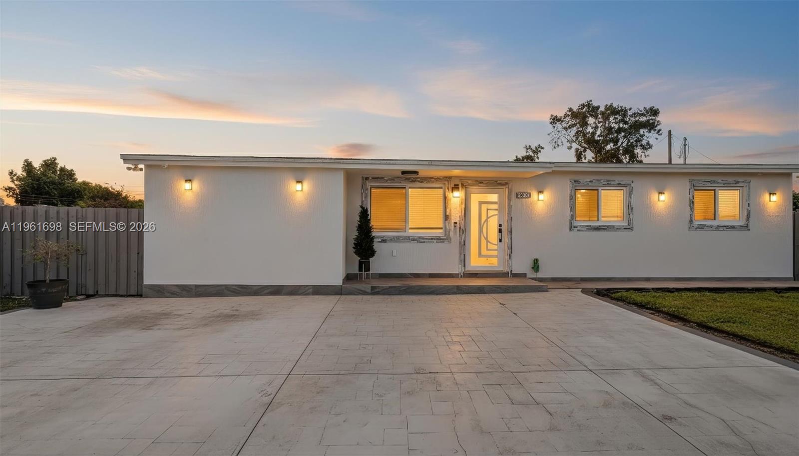 22301 SW 117th Pl, Miami FL 33170
