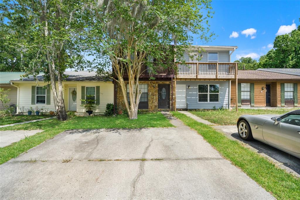 843 VILLAGE DRIVE