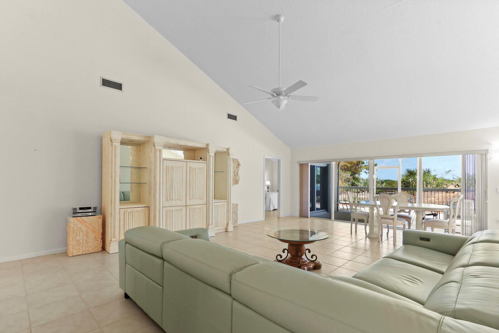 327 Ridge Road, Jupiter FL 33477, JUPITER, FL — photo 2 of 30