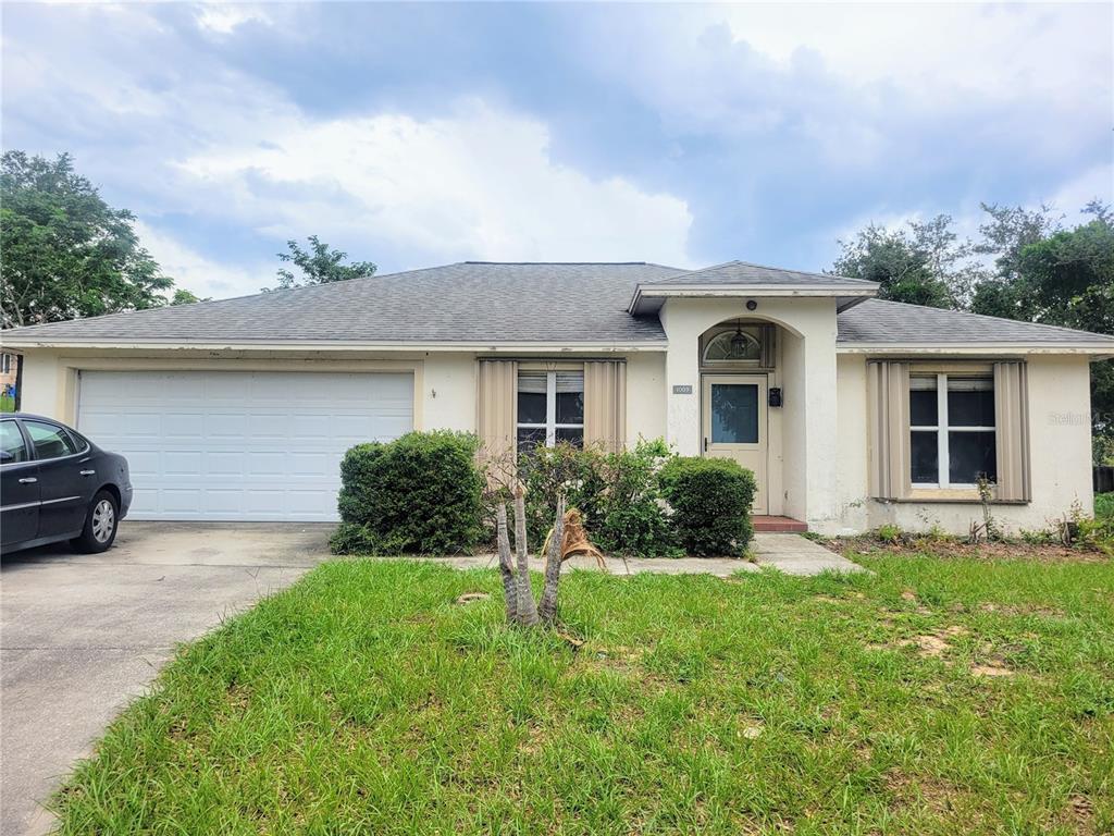 1009 HIGHVIEW COURT