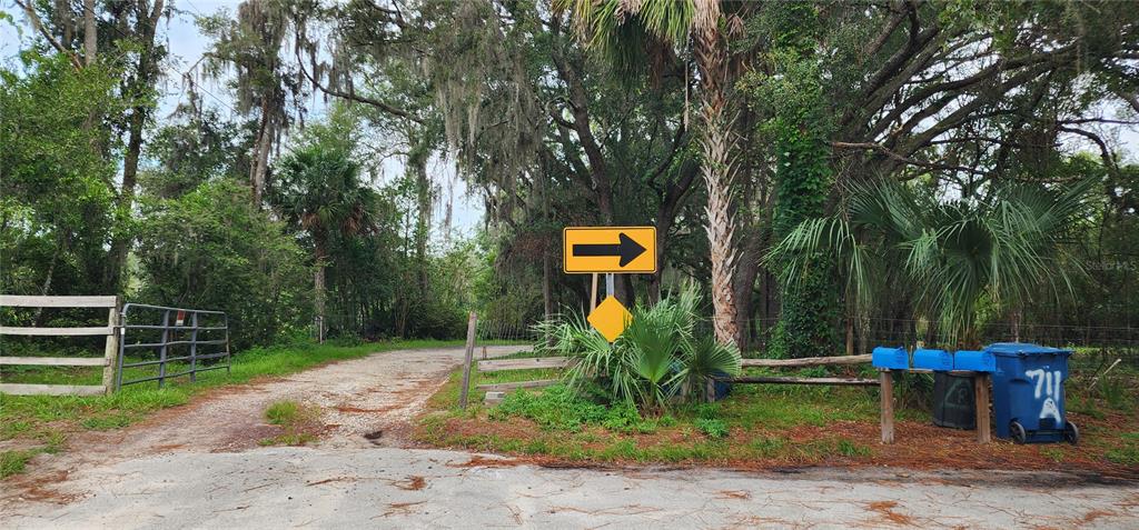 711 SUNSET AVENUE, ORANGE CITY, FL — photo 3 of 12