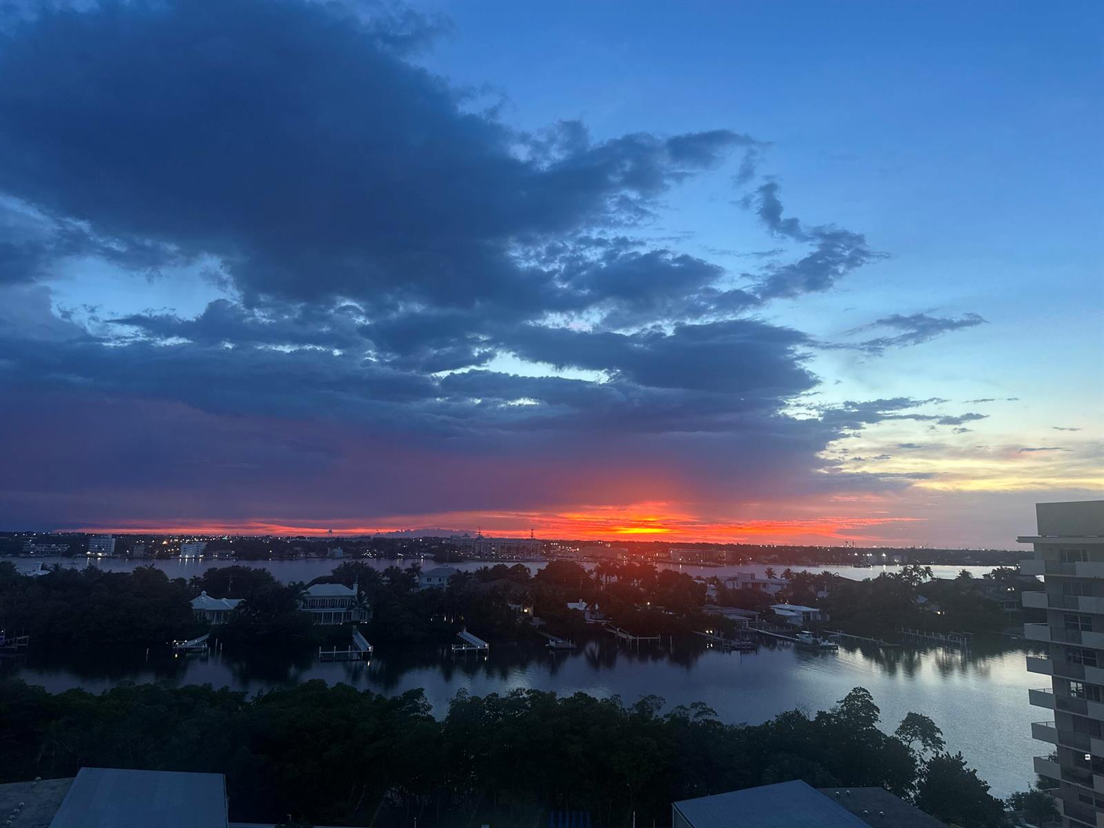 3589 S Ocean Boulevard # 909, South Palm Beach FL 33480