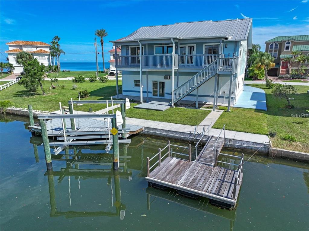 6428 DRIFTWOOD DRIVE