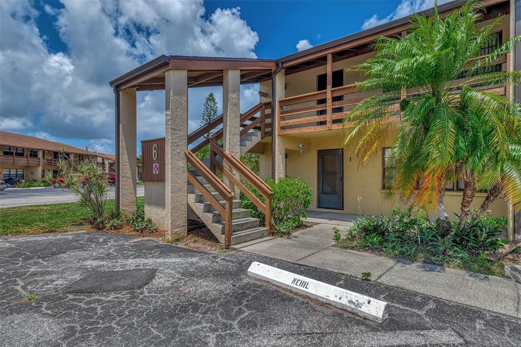 6 QUAILS RUN BOULEVARD UNIT 7