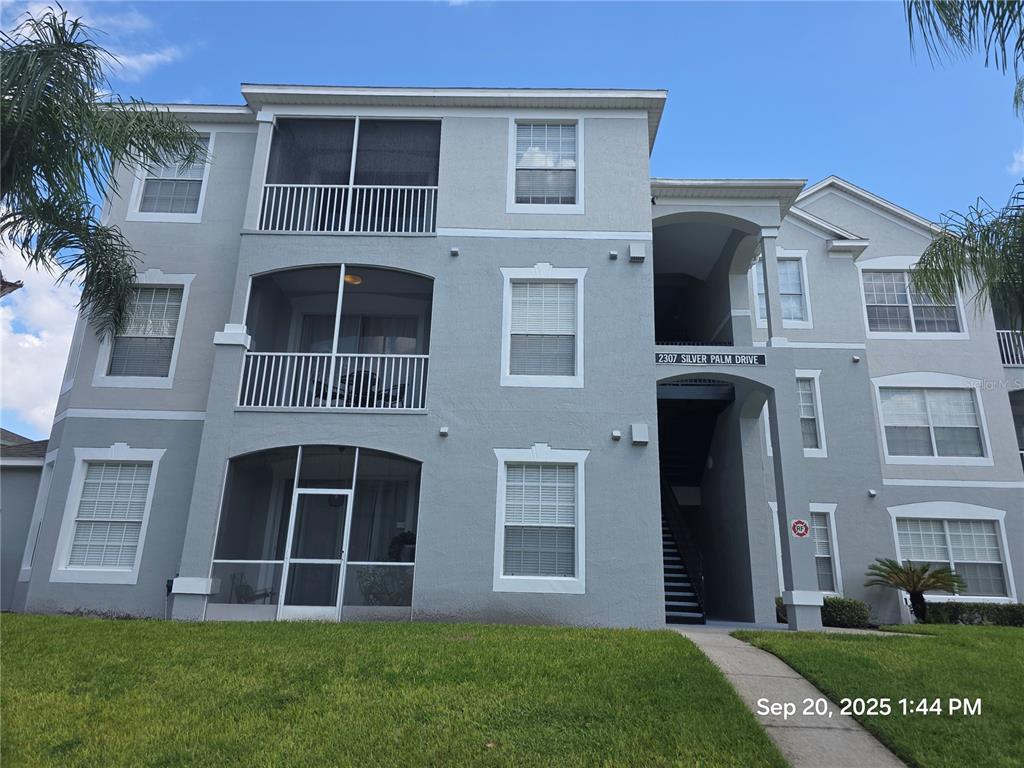 2307 SILVER PALM DR UNIT 202