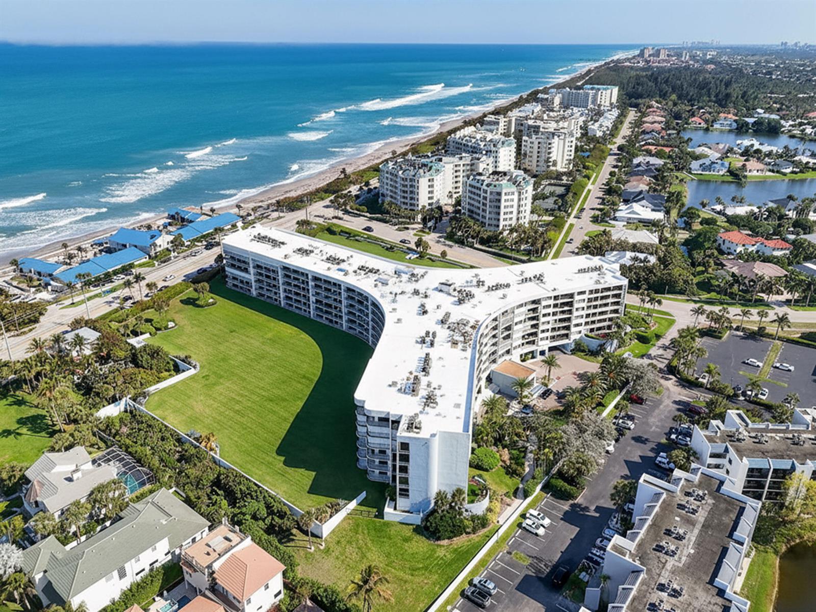 1300 S Highway A1a # 320, Jupiter FL 33477
