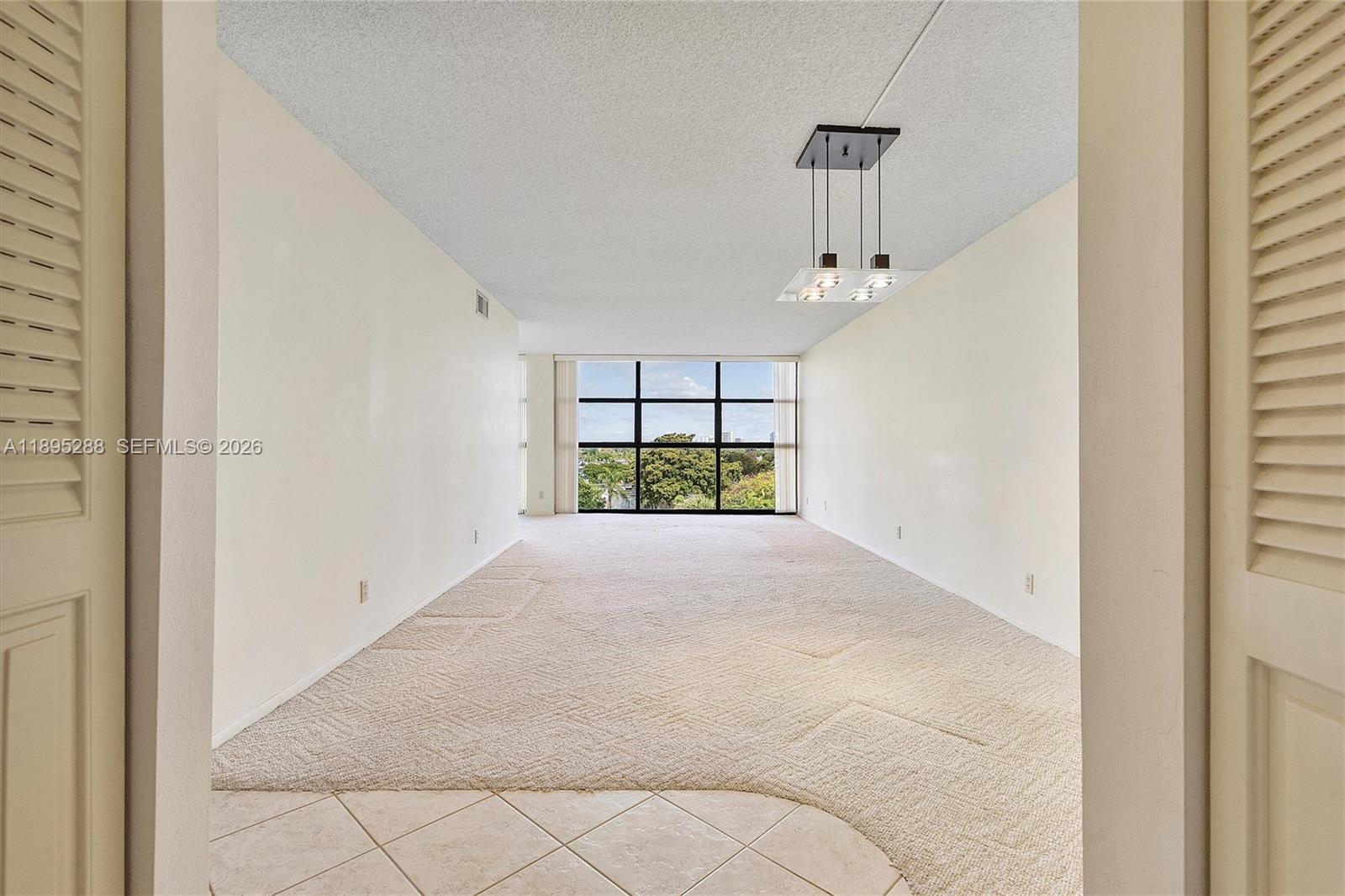 600 Parkview Dr # 625, Hallandale Beach FL 33009