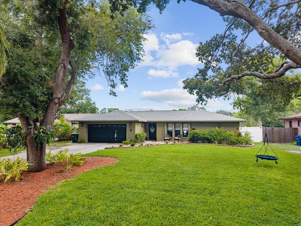 4346 MEADOWLAND CIRCLE, SARASOTA, FL — photo 2 of 30