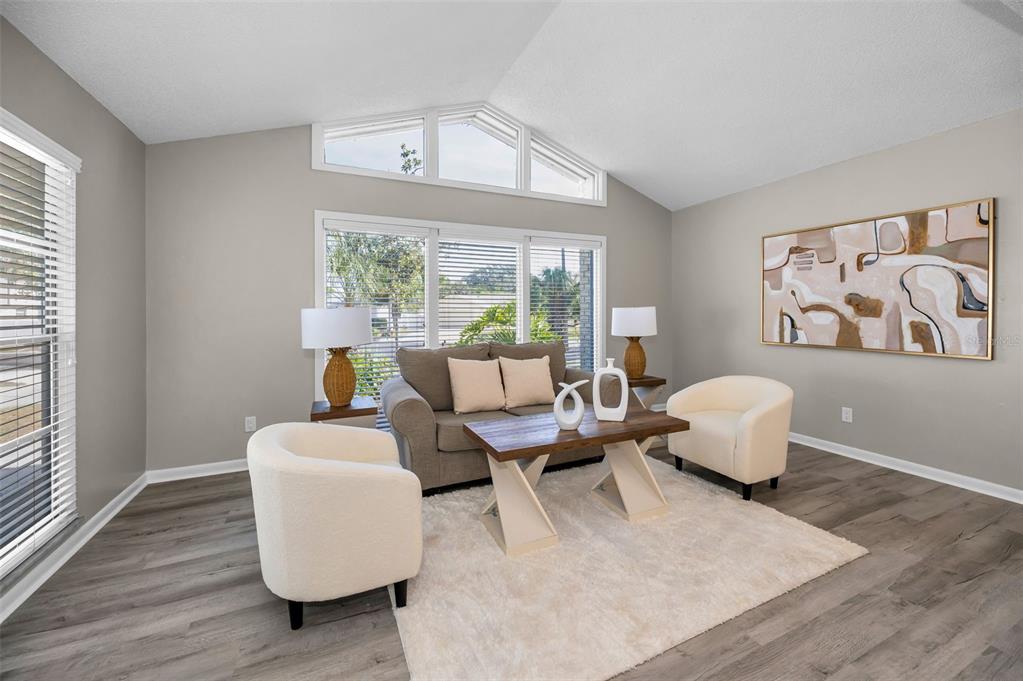 7404 CLEARVIEW DRIVE, TAMPA, FL — photo 4 of 30