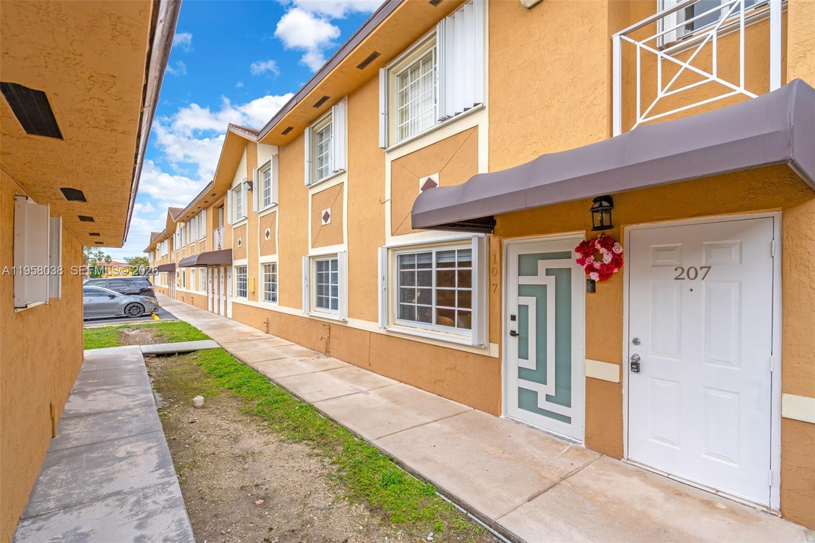 10285 NW 80th Ct # 207, Hialeah Gardens FL 33016
