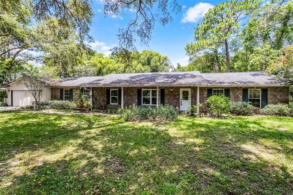 220 MORTON LANE