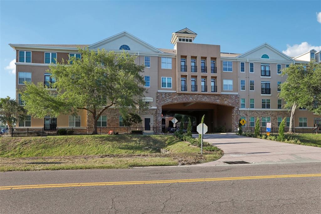 4221 W SPRUCE STREET UNIT 2309