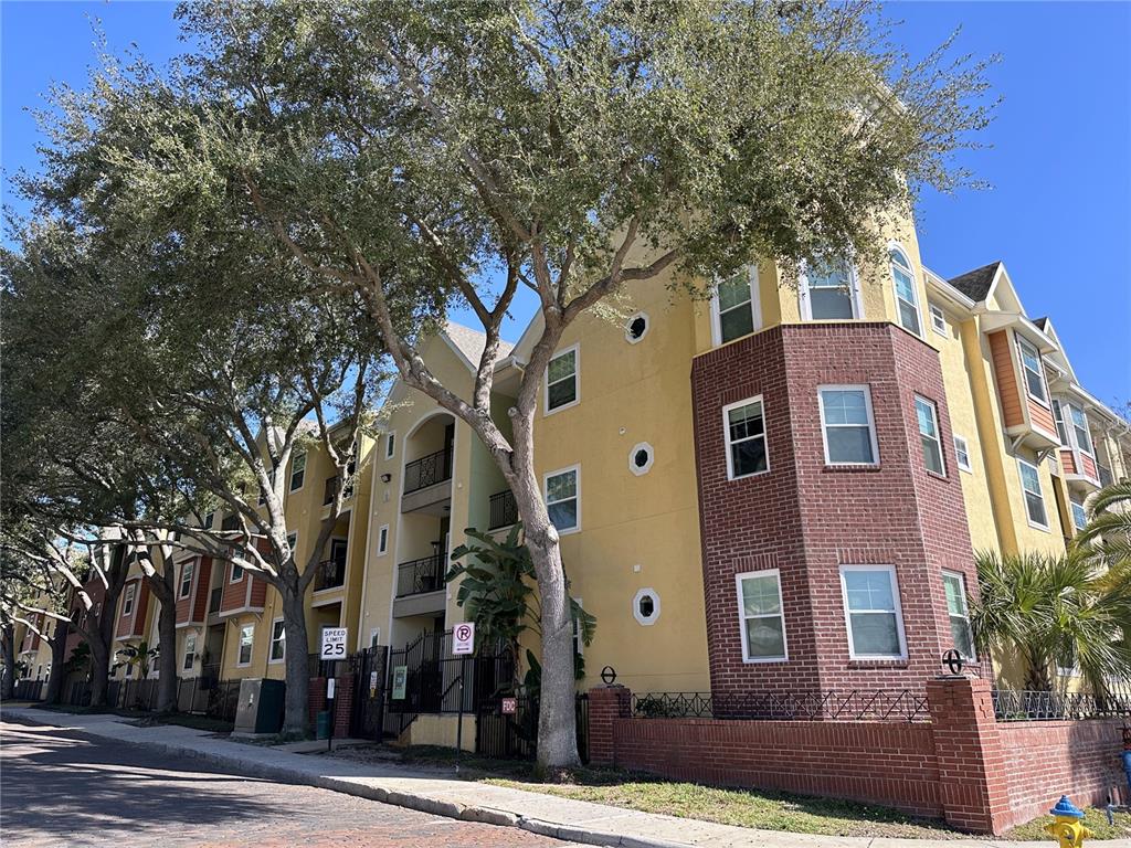 1810 E PALM AVENUE UNIT 1113