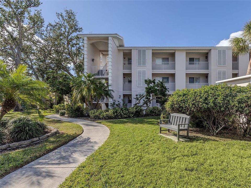 437 CERROMAR LANE UNIT 522