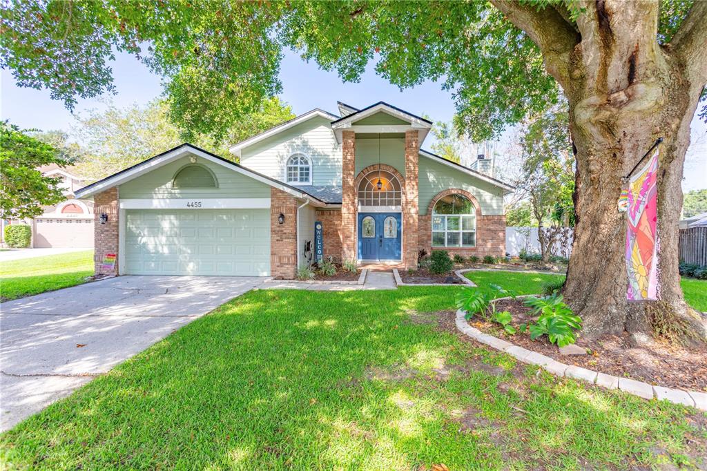 4455 YACHTMANS COURT