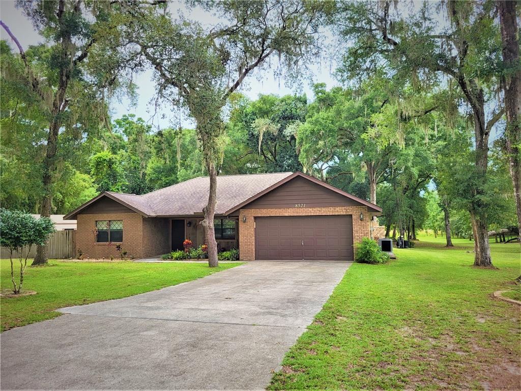 8521 E HENDERSON TRAIL