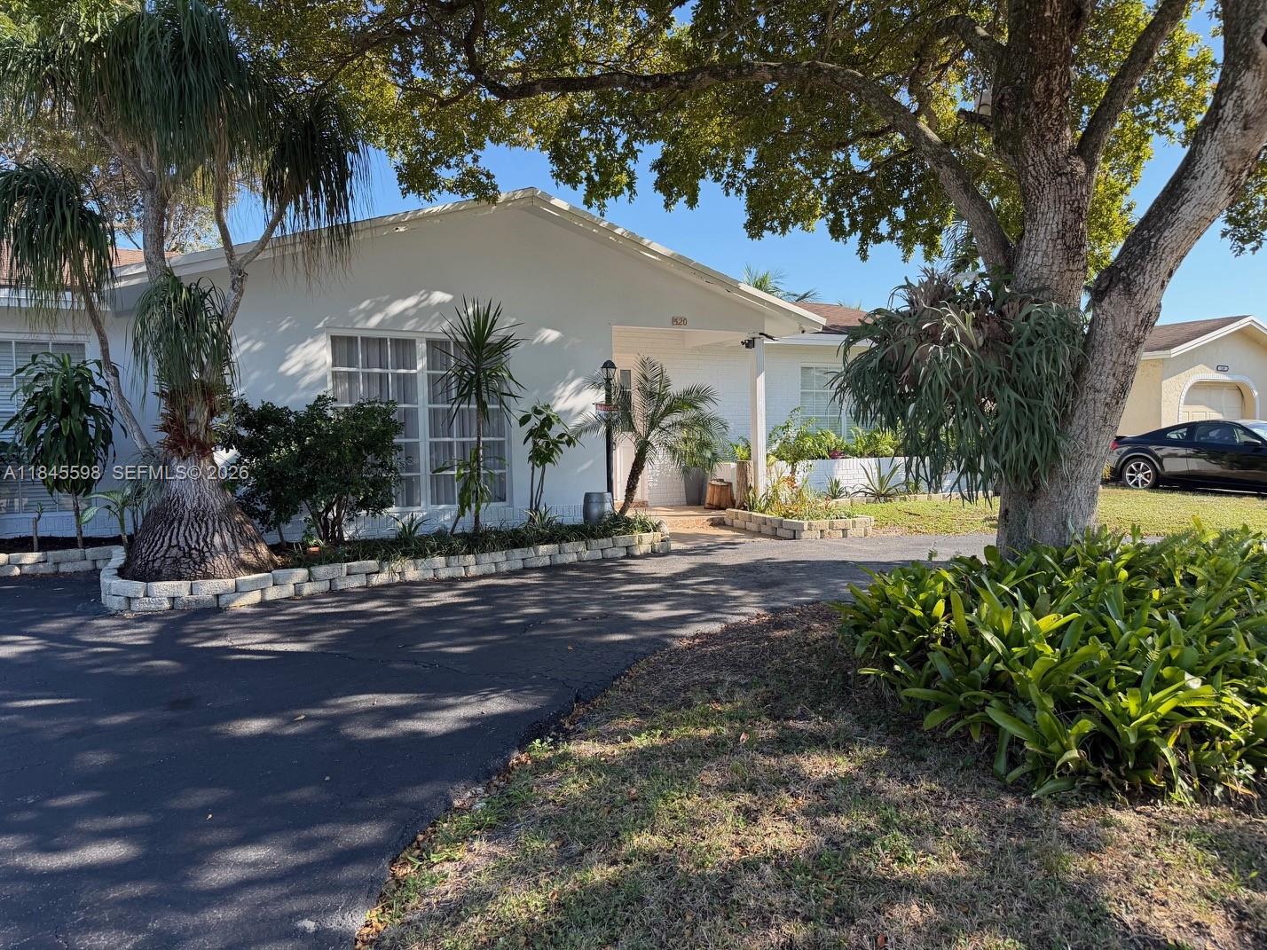 520 SW 62nd Ave, Margate FL 33068