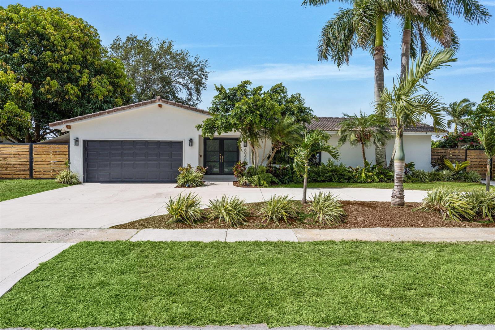 6040 SW 14th Street, Plantation FL 33317