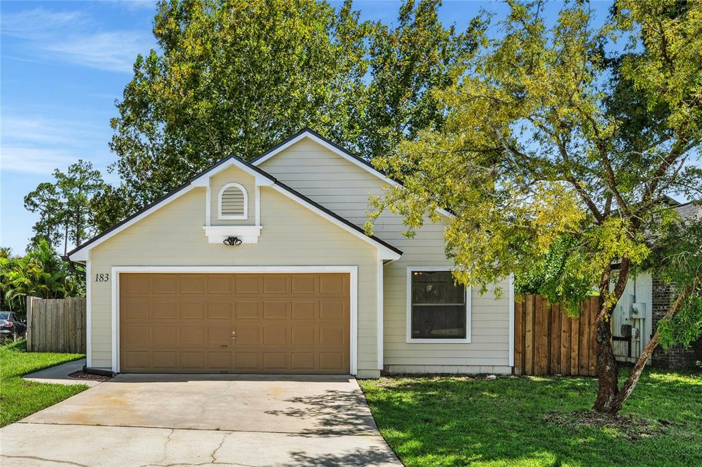 183 LAKESIDE CIRCLE