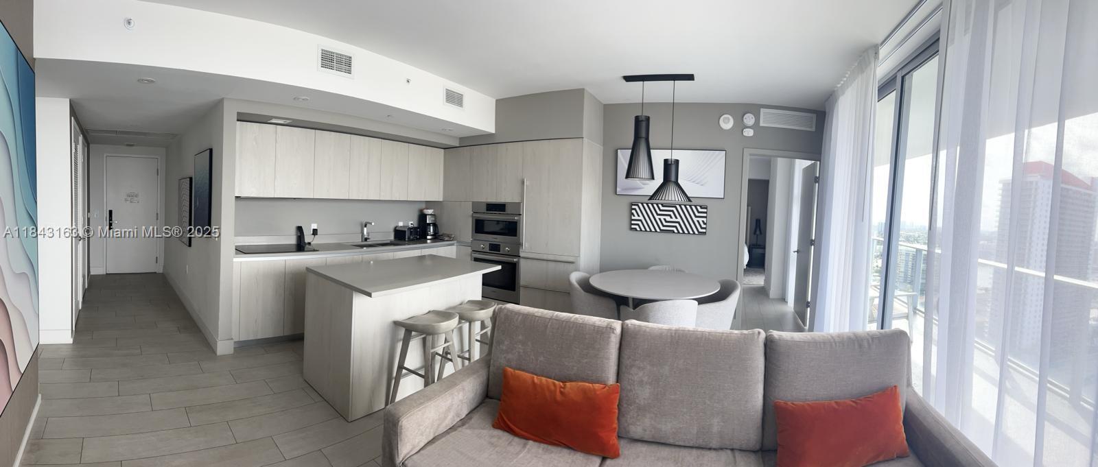 4010 S Ocean Dr # R2004, Hollywood FL 33019