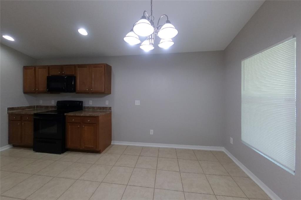 703 BAINBRIDGE LOOP, WINTER GARDEN, FL — photo 4 of 16