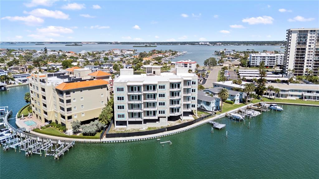 211 SKIFF POINT UNIT 2A, CLEARWATER, FL — photo 4 of 29