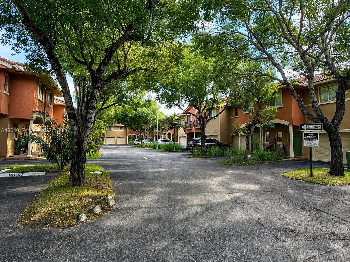 31 SE 3, Hallandale Beach FL 33009
