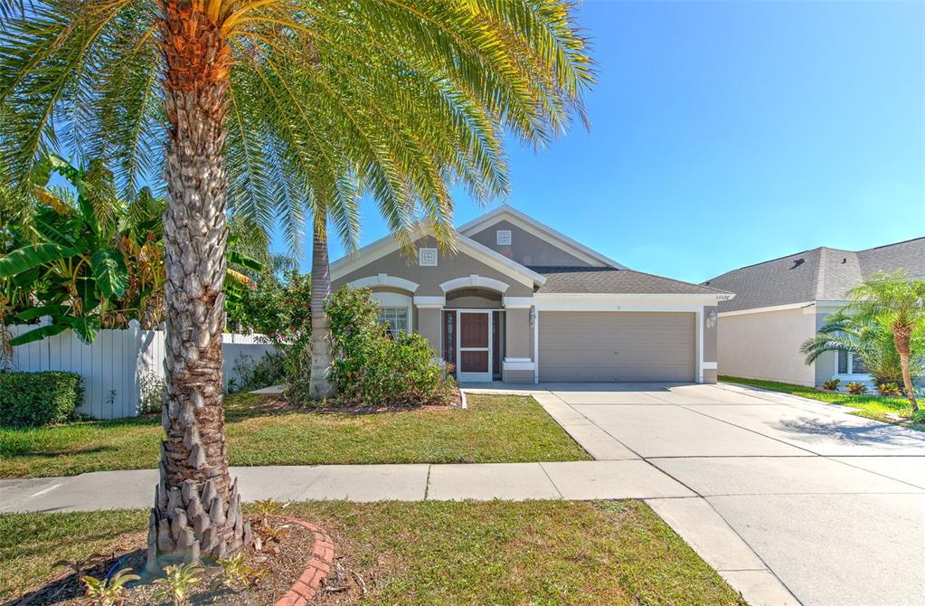 13326 EVENING SUNSET LANE, RIVERVIEW, FL — photo 2 of 30