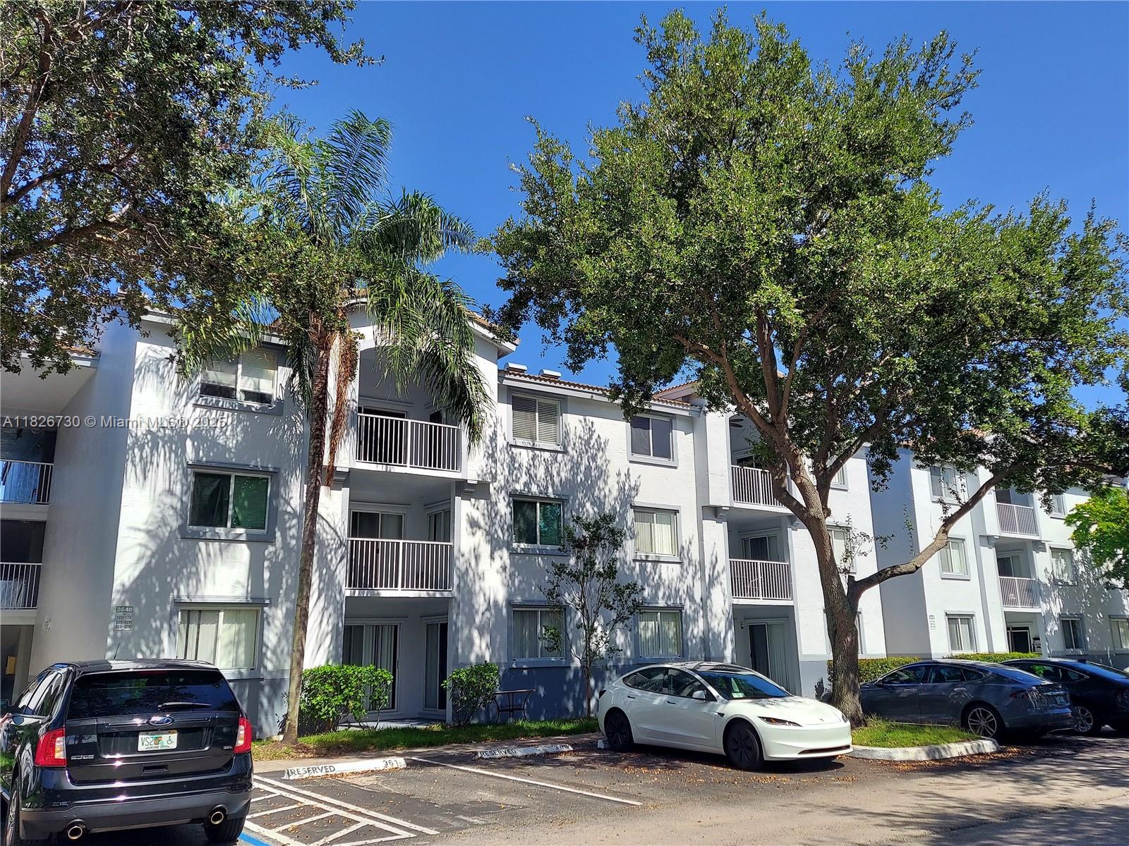 2640 S University Dr # 125, Davie FL 33328