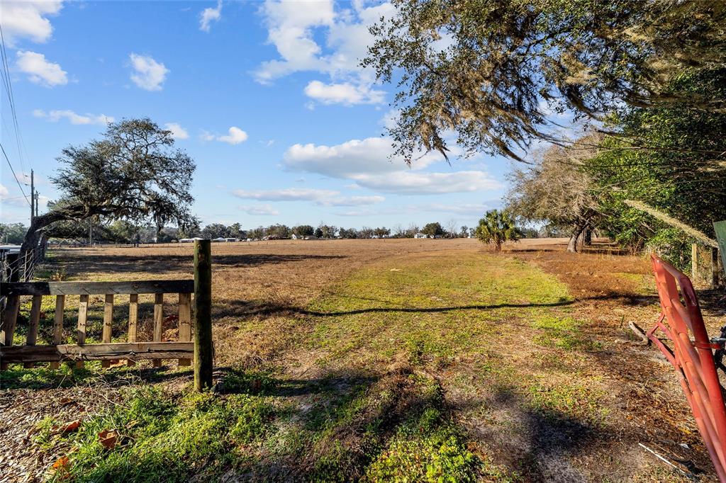 4101 SE 110TH STREET, BELLEVIEW, FL — photo 5 of 21