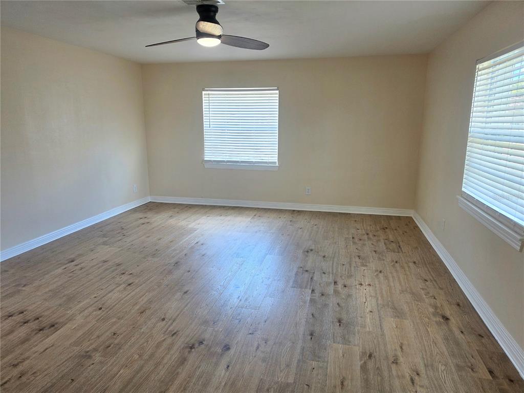 100 ALACHUA DRIVE, WINTER HAVEN, FL — photo 3 of 30